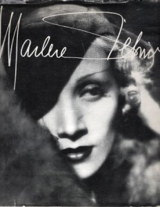 Marlena Dietrich. Kronika życia. Wyboru zdjęć i dokumentów dokonała Renate Seydel. Opracował Bernd Meier.