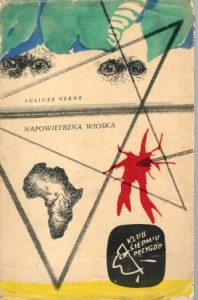 Verne Juliusz - Napowietrzna wioska.  Przełożyła Olga Nowakowska. Ilustrował Andrzej Strumiłło. /Klub Siedmiu Przygód/.